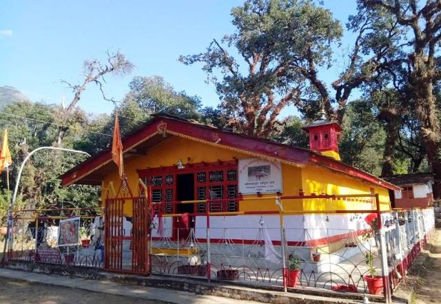 राष्ट्रकै सातौँ धाम मालिकार्जुन मन्द्रिरमा राती पुजन जात्रा 