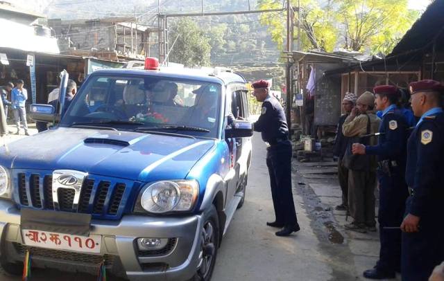 सुदुरपश्चिम प्रहरी प्रमुख डिआइजी  दार्चुला भ्रमणमा