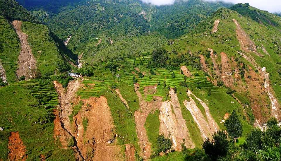 दुहुँका बाढीपहिरो प्रभावित १० बस्ती स्थानान्तरणका लागी गृह मन्त्रालयलाई सिफारिस