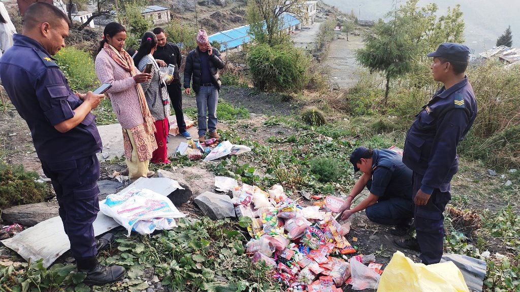 दार्चुलाको दुर्गम गाउँपालिकामा बजार अनुगमन