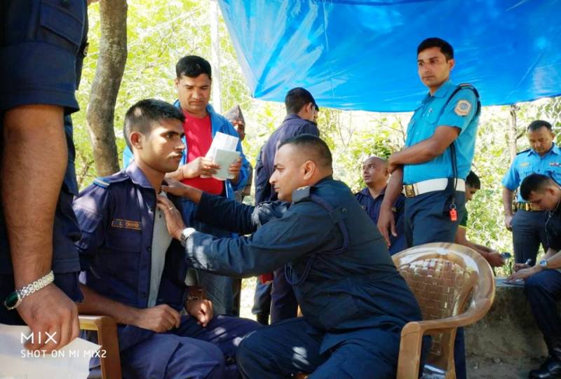 स्वस्थ्य प्रहरीका लागि निःशुल्क स्वास्थ्य शिविर सञ्चालन