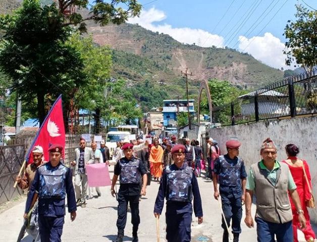 हिन्दु राष्ट्र कायम गर्न सरकारलाई दवाब 