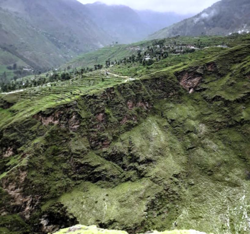 दुहँुगाउँपालिकामा निर्माणाधिन बहुउद्देश्यीय झोलुङ्गेपुलको ५० प्रतिशत काम सम्पन्न