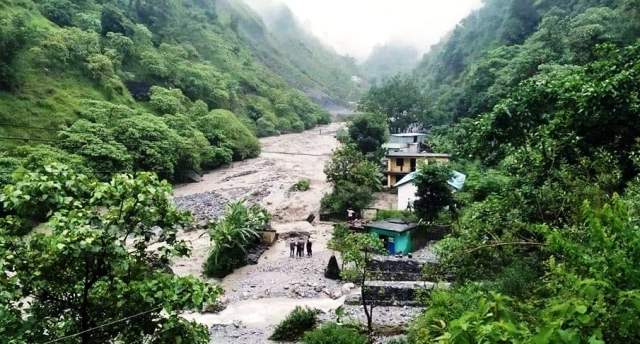 महाकाली नगरपालिकाको गराकुमा बाढीले विकास निर्माणमा क्षती