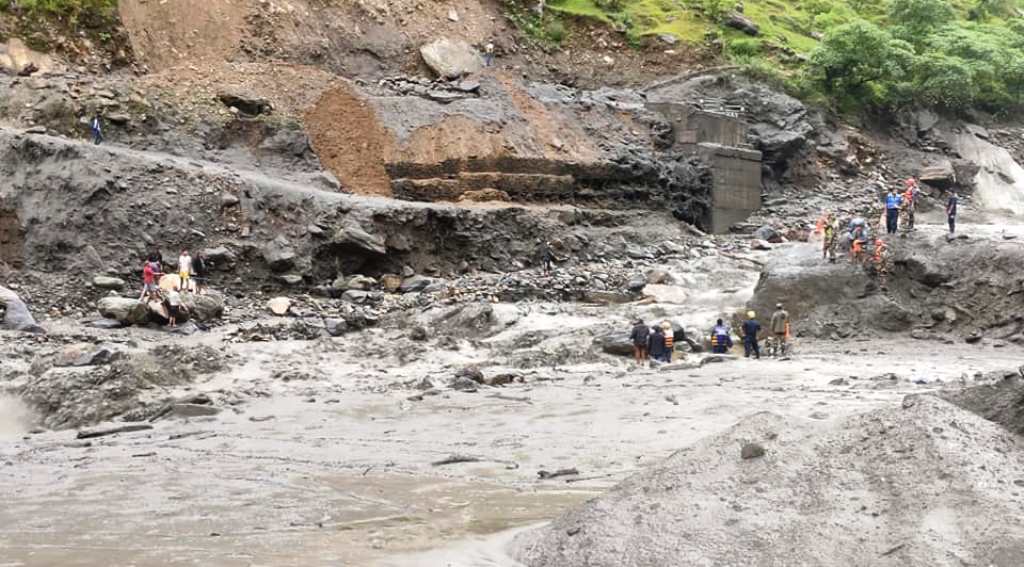 वेपत्ता दाजुभाईको कुषको मूर्ति बनाएर अन्त्येष्टि