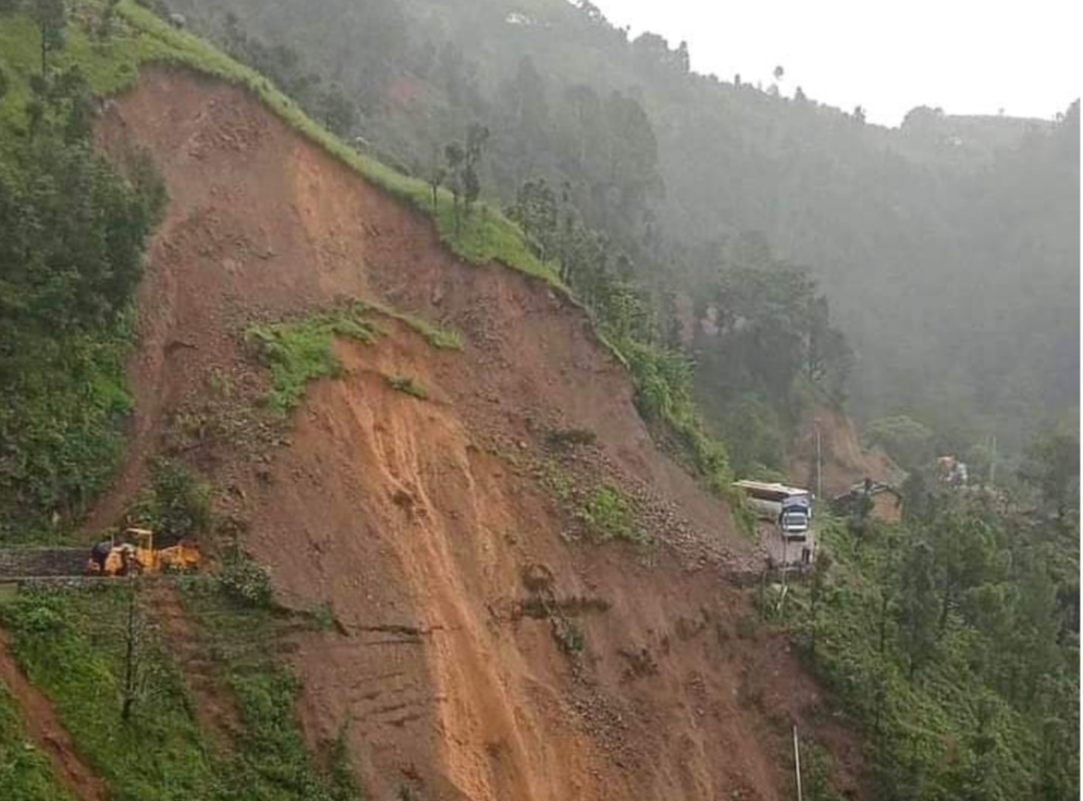 अवरुद्ध महाकाली लोकमार्ग सञ्चालन